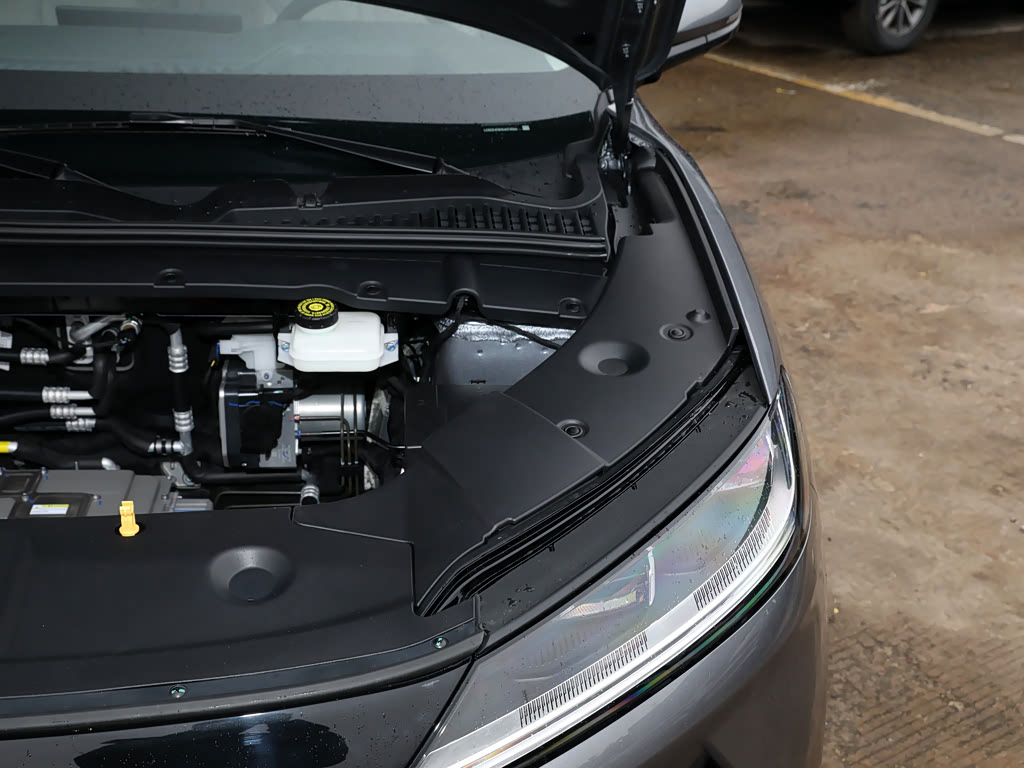 2025 BYD Yuan UP Image 24